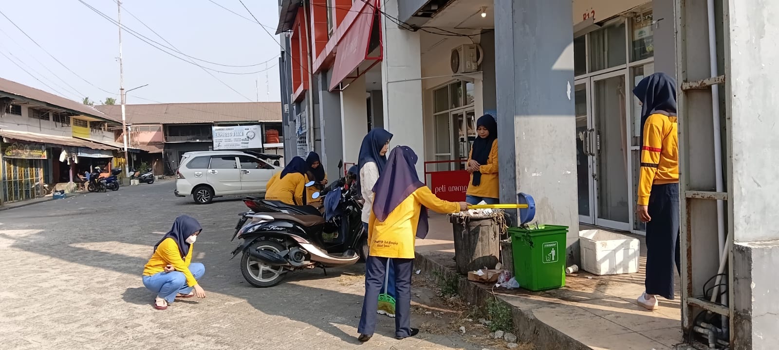 DPMPTSP PANGKEP JAGA KEBERSIHAN DAN KEASRIAN DEMI LAYANAN PRIMA